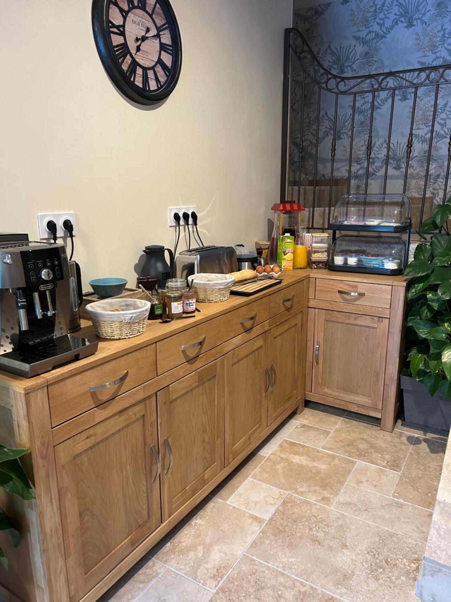 Bed and Breakfast Domaine De Lithos Fossemagne Esterno foto